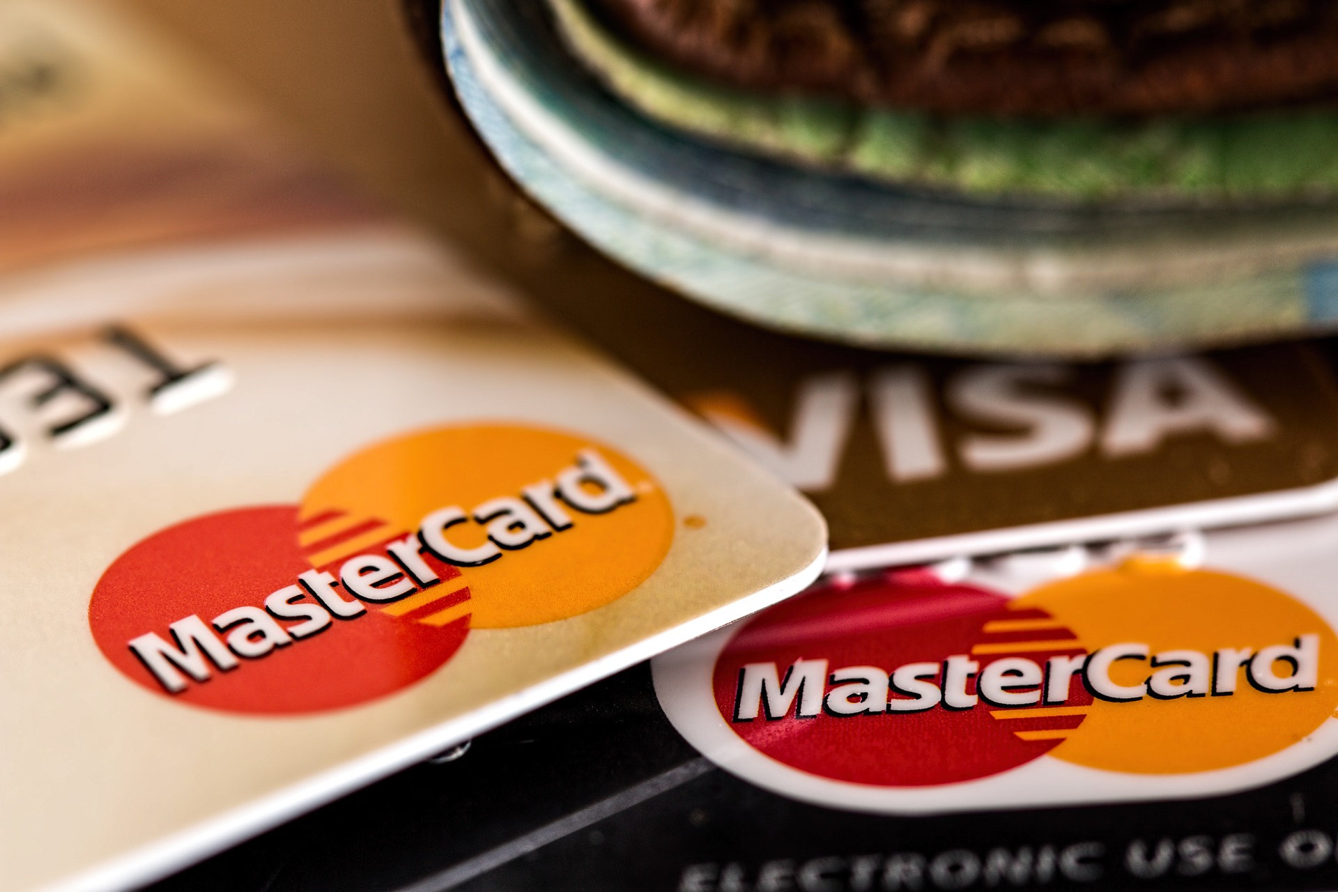 Mastercard and visa on a table